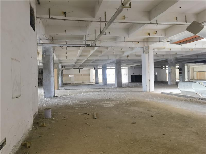 郑州市郑东新区商都路5号A11号楼1层01号、1层 02号、2层01号、2层02号、3层01号、3层02号商业服务房地产