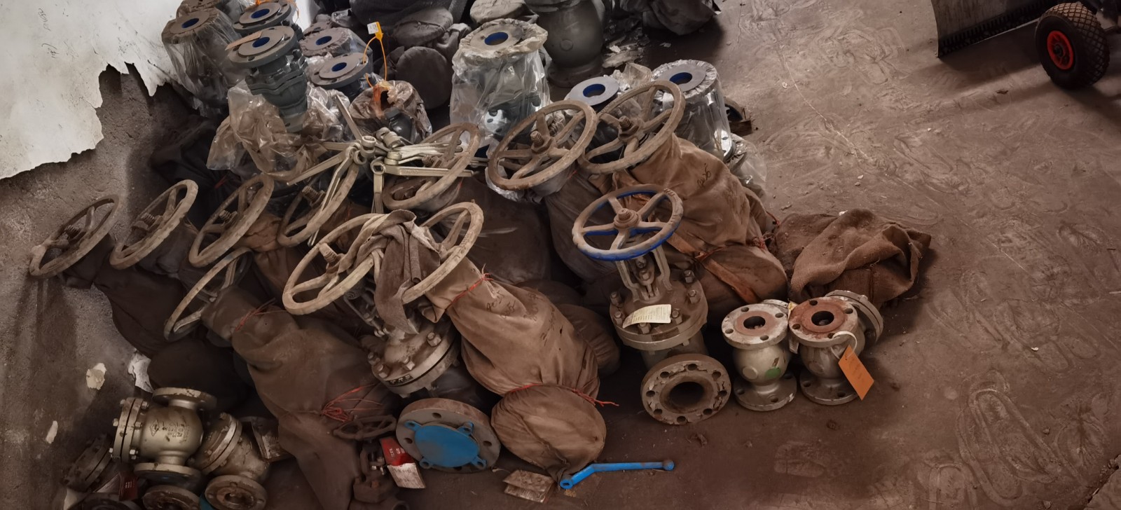 河南省焦作市沁阳市79项库存物资处置项目